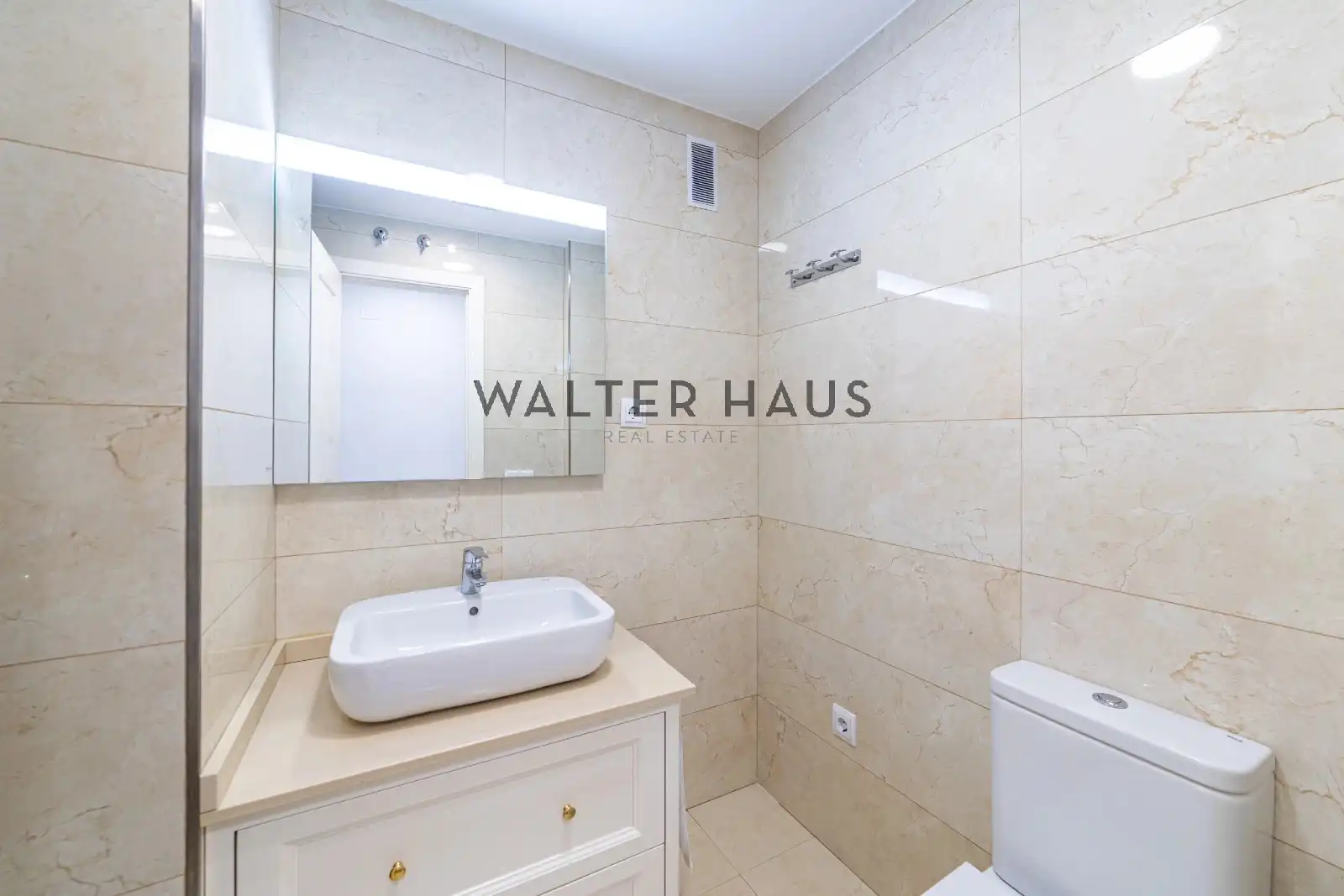 Penthouse with lift for sale in Calle de Alonso Cano, imagen 8