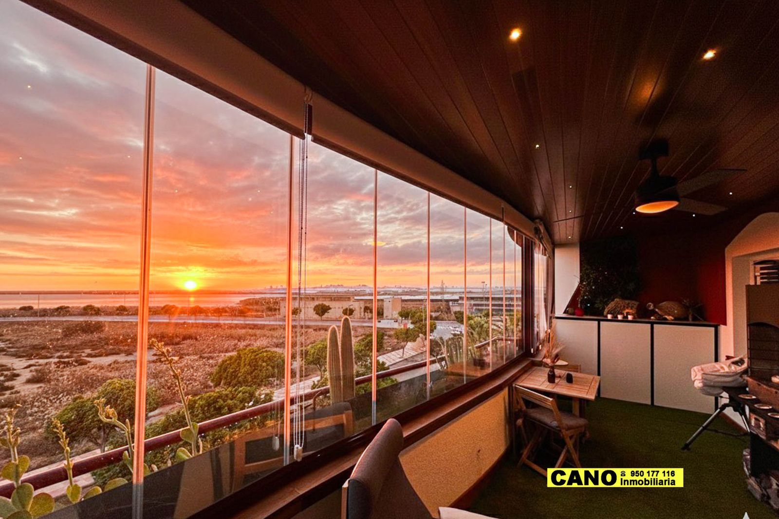 Pis en venda en Roquetas de Mar amb Terrassa i Piscina