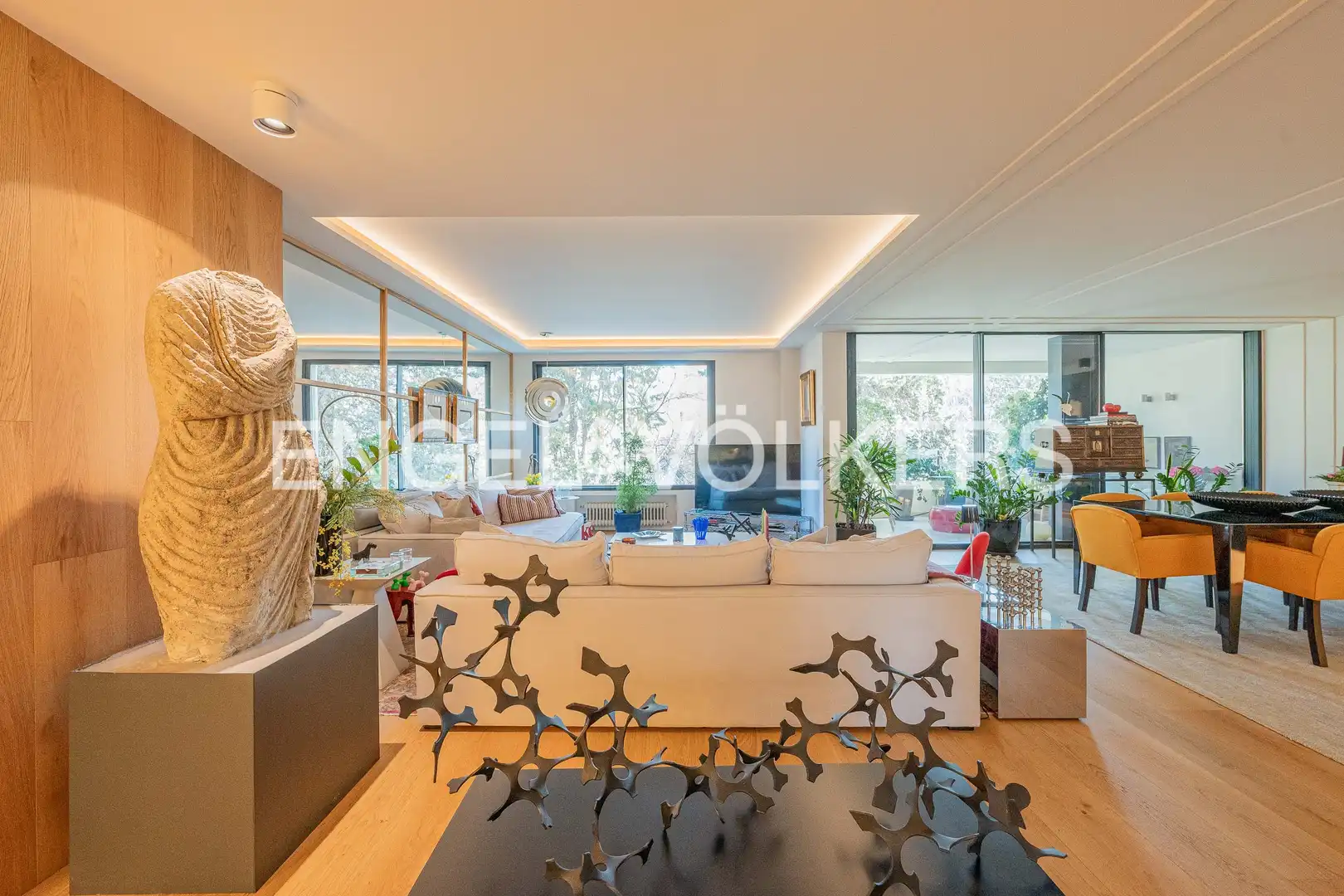 Wohnzimmer von Wohnung zum Verkauf in Madrid mit Klimaanlage, Heizung und Privatgarten