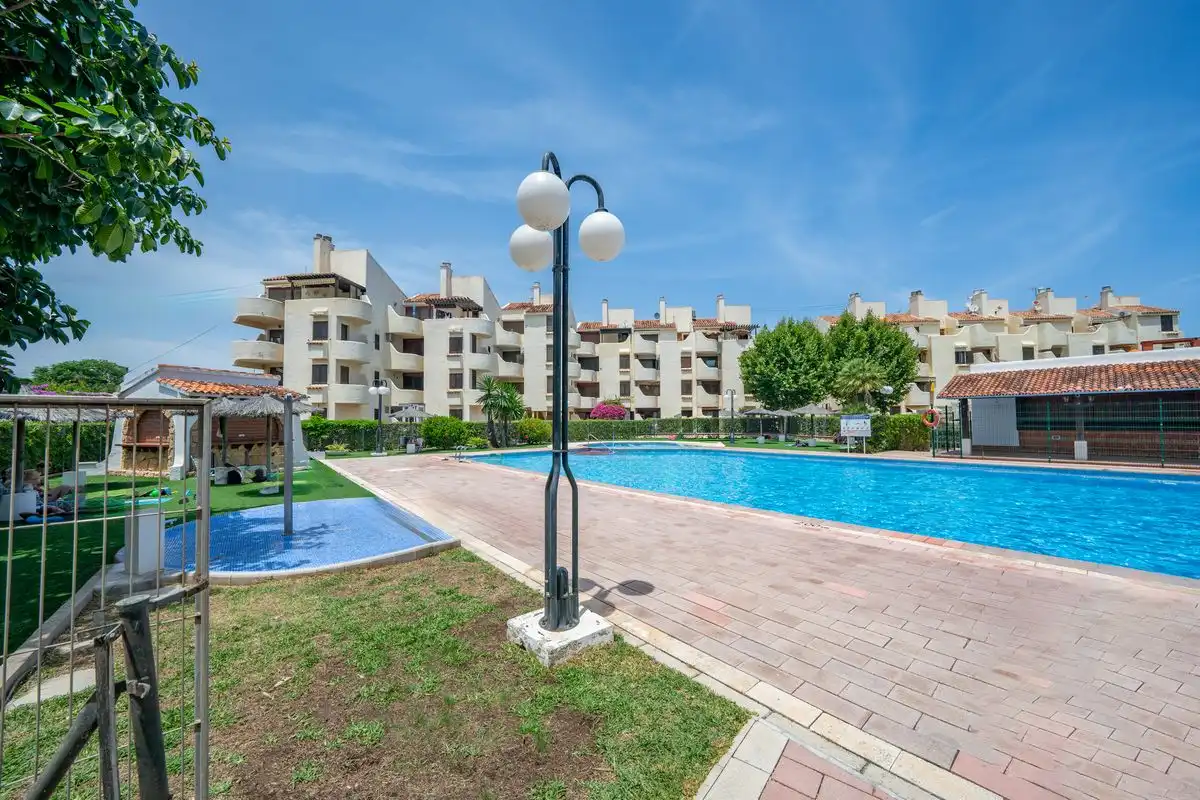 Swimming pool of Flat for sale in Dénia  with Air Conditioner, Heating and Private garden