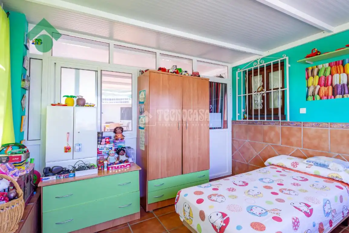 Dormitori de Finca rústica en venda en Nerja amb Jardí privat, Terrassa i Piscina