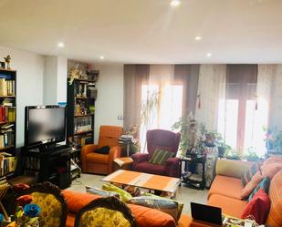 Living room of Single-family semi-detached for sale in Castelló d'Empúries  with Heating, Terrace and Furnished