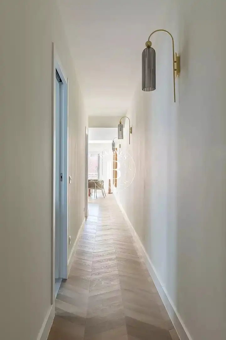 Flat for sale in Madrid  with Air Conditioner, Heating and Furnished