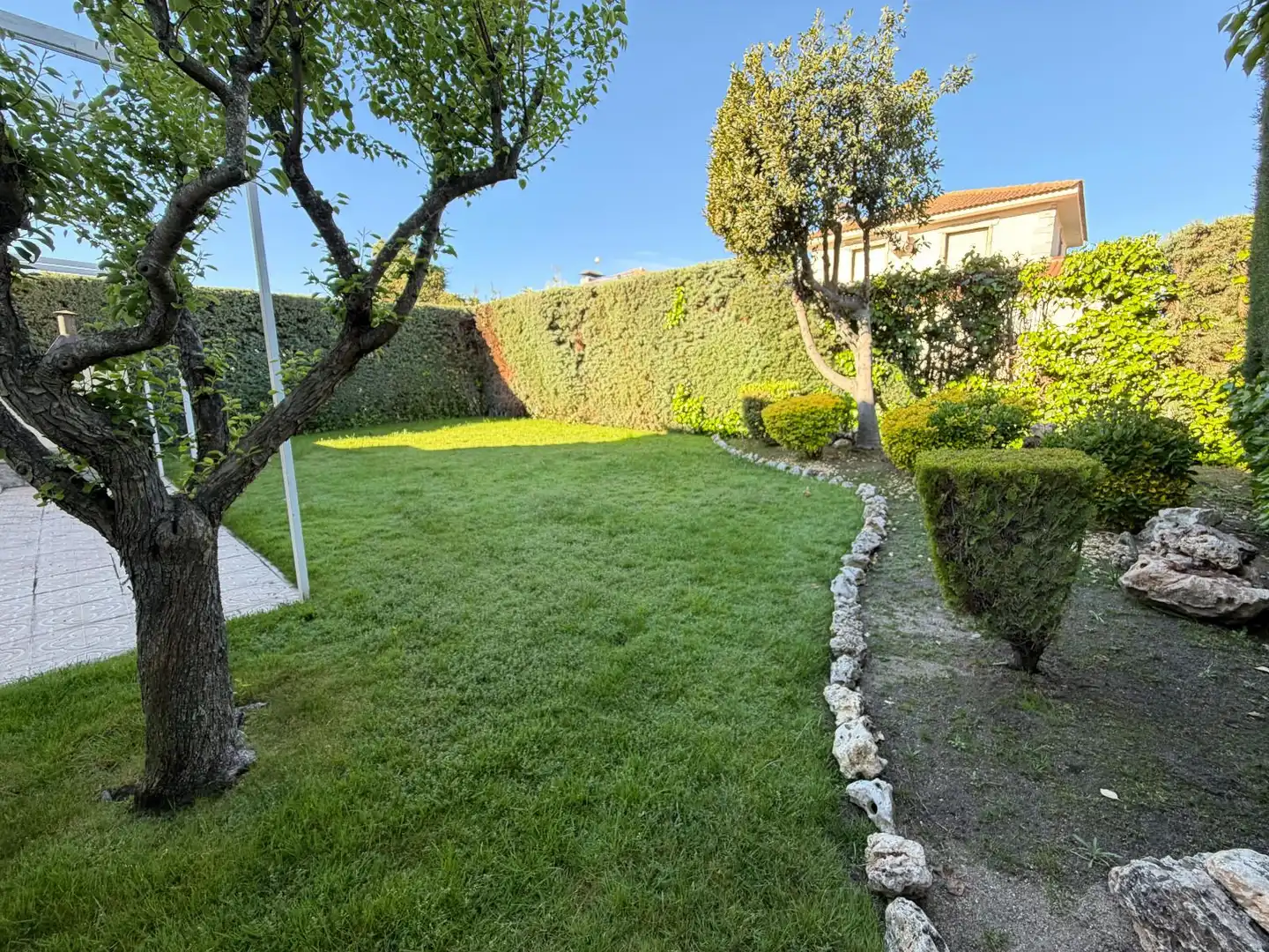 Jardín de Casa o chalet en venta en Camarena con Aire acondicionado, Calefacción y Terraza