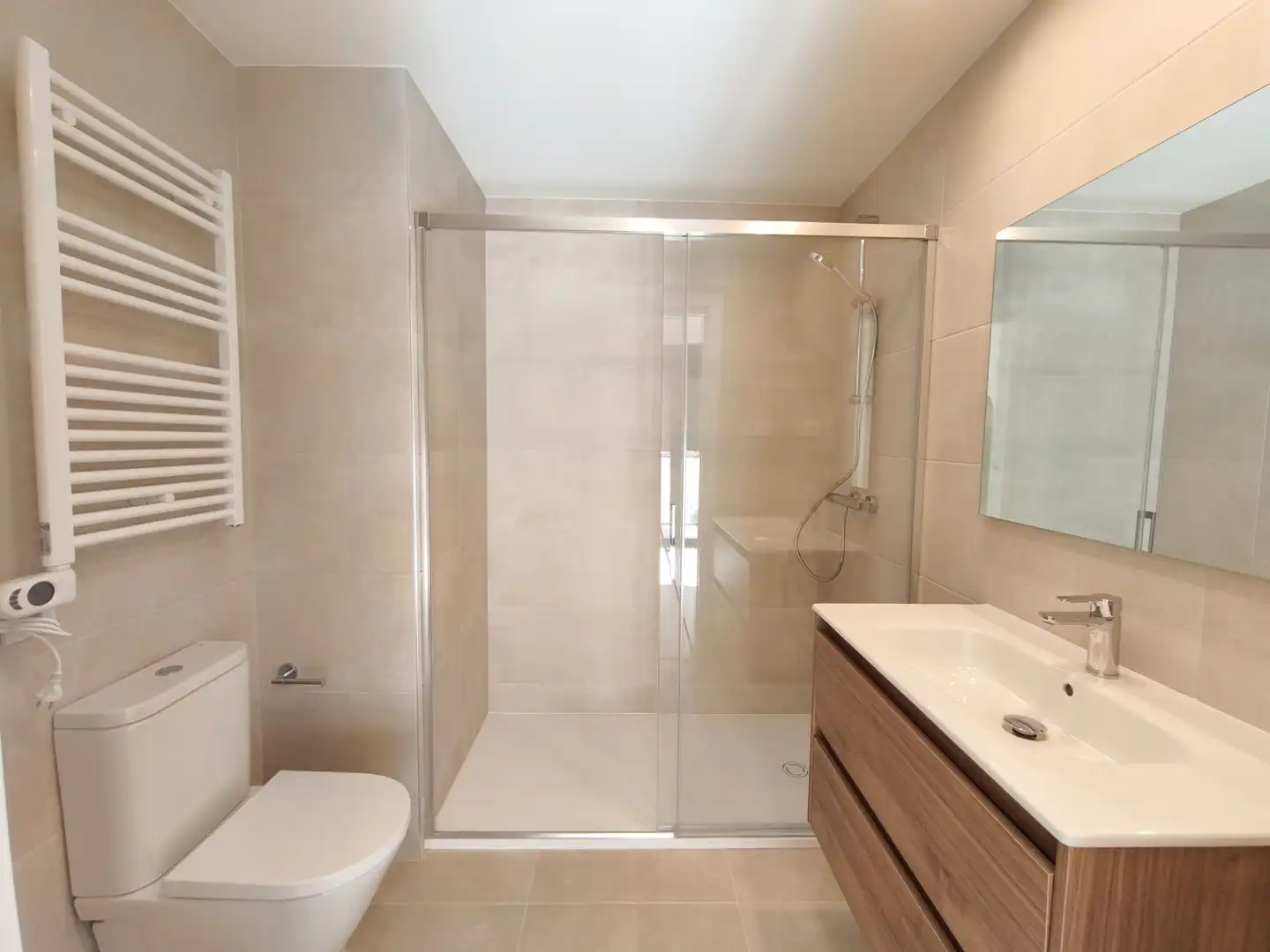 Piso en venta en Cornellà de Llobregat, Barcelona