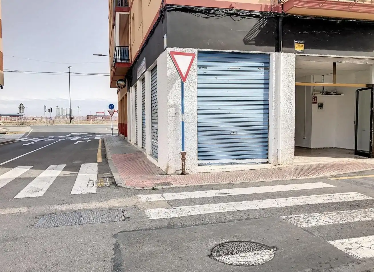 Exterior view of Commercial properties for sale in Alicante / Alacant