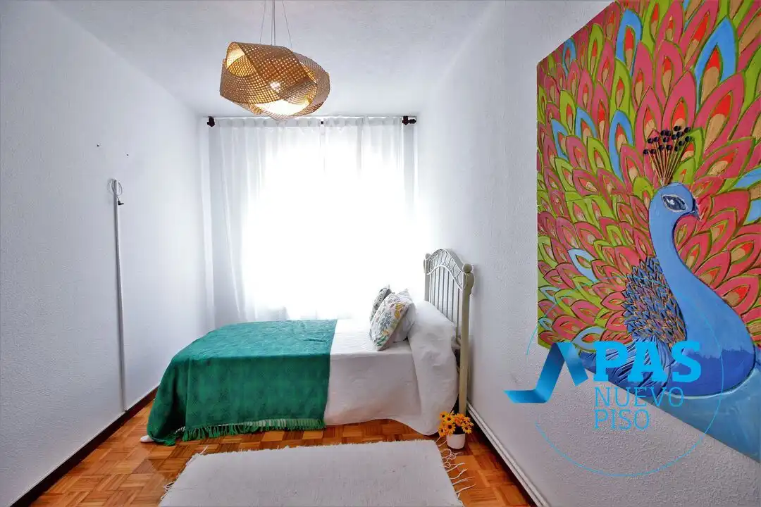 Habitación de Piso en venta en Santander con Calefacción, Trastero y Amueblado