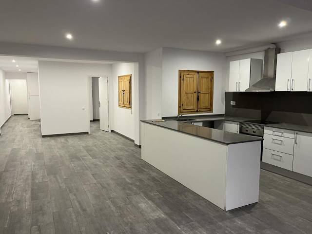 Piso en Alquiler en De La República Argentina en Vallcarca i els Penitents