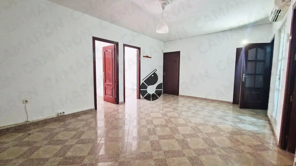 Appartamento con terrazza in vendita a Coria del Río, imagen 4
