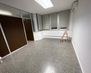 Office to rent in Granollers  with Air Conditioner