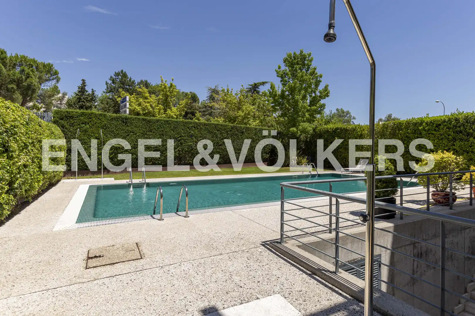 Piscina de Piso de alquiler en Madrid con Aire acondicionado, Calefacción y Piscina