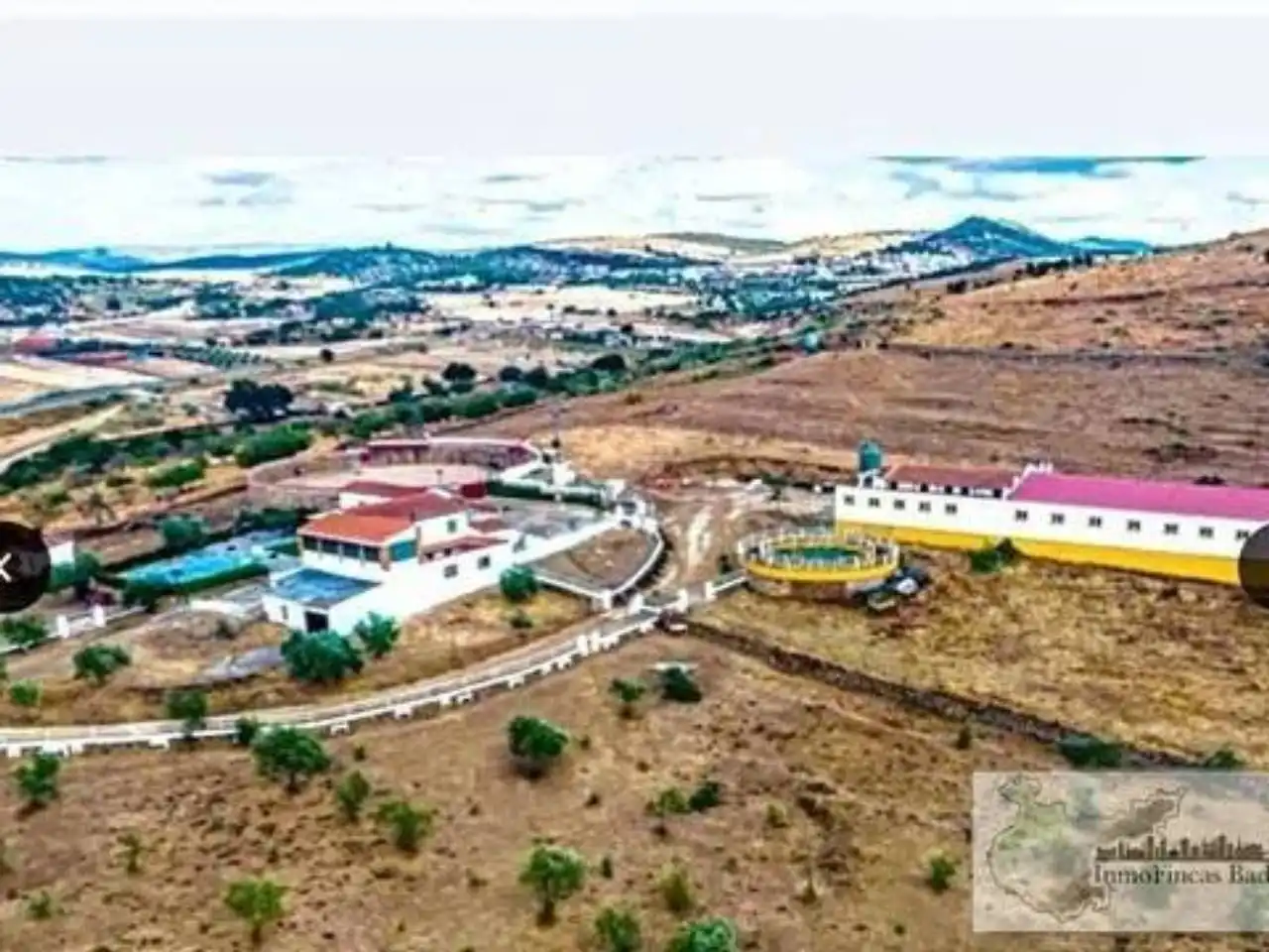 Finca rústica en venta en Higuera de Vargas con Aire acondicionado, Jardín privado y Terraza