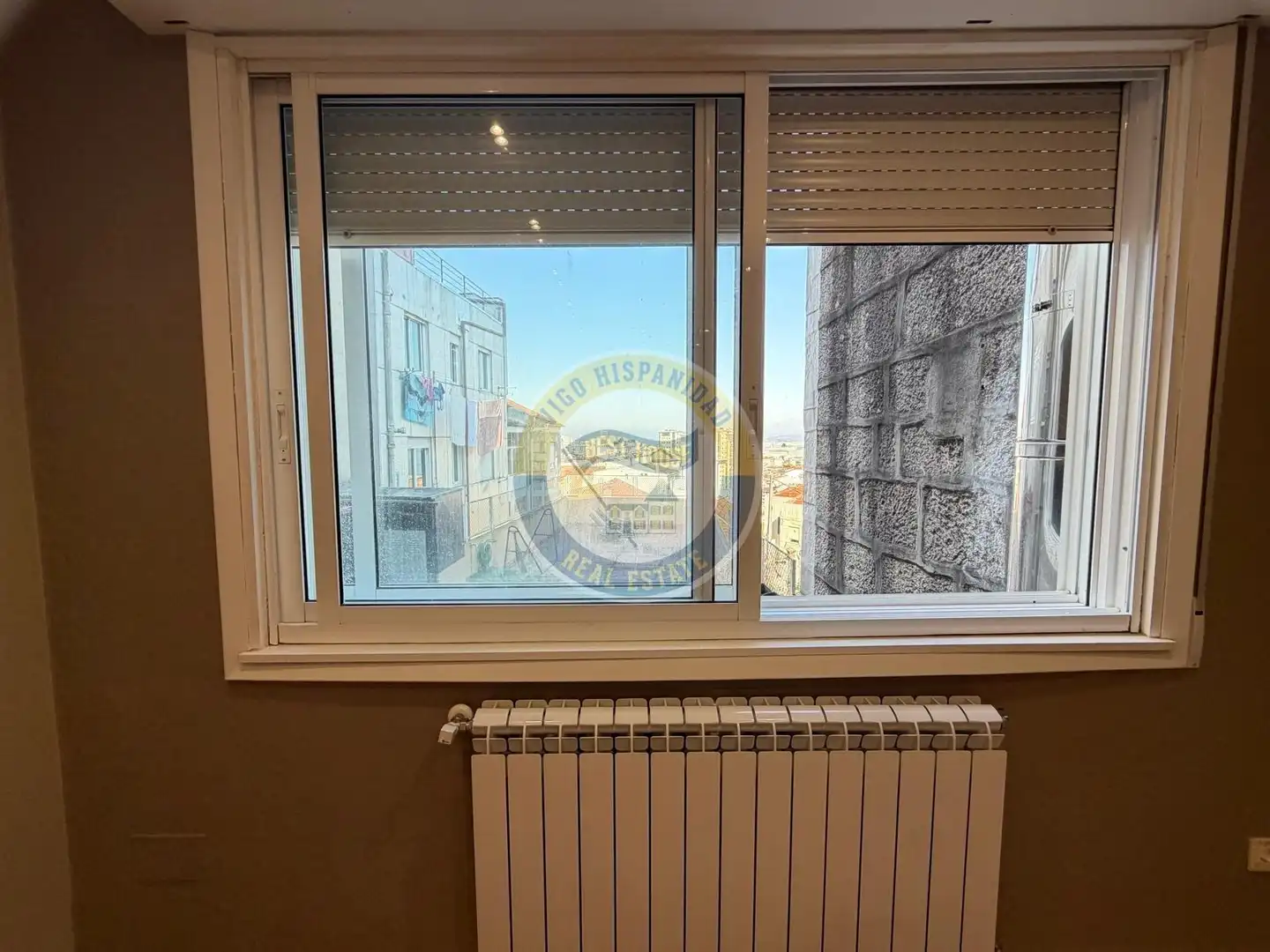 Piso de alquiler en Vigo  con Calefacción, Parquet y Amueblado