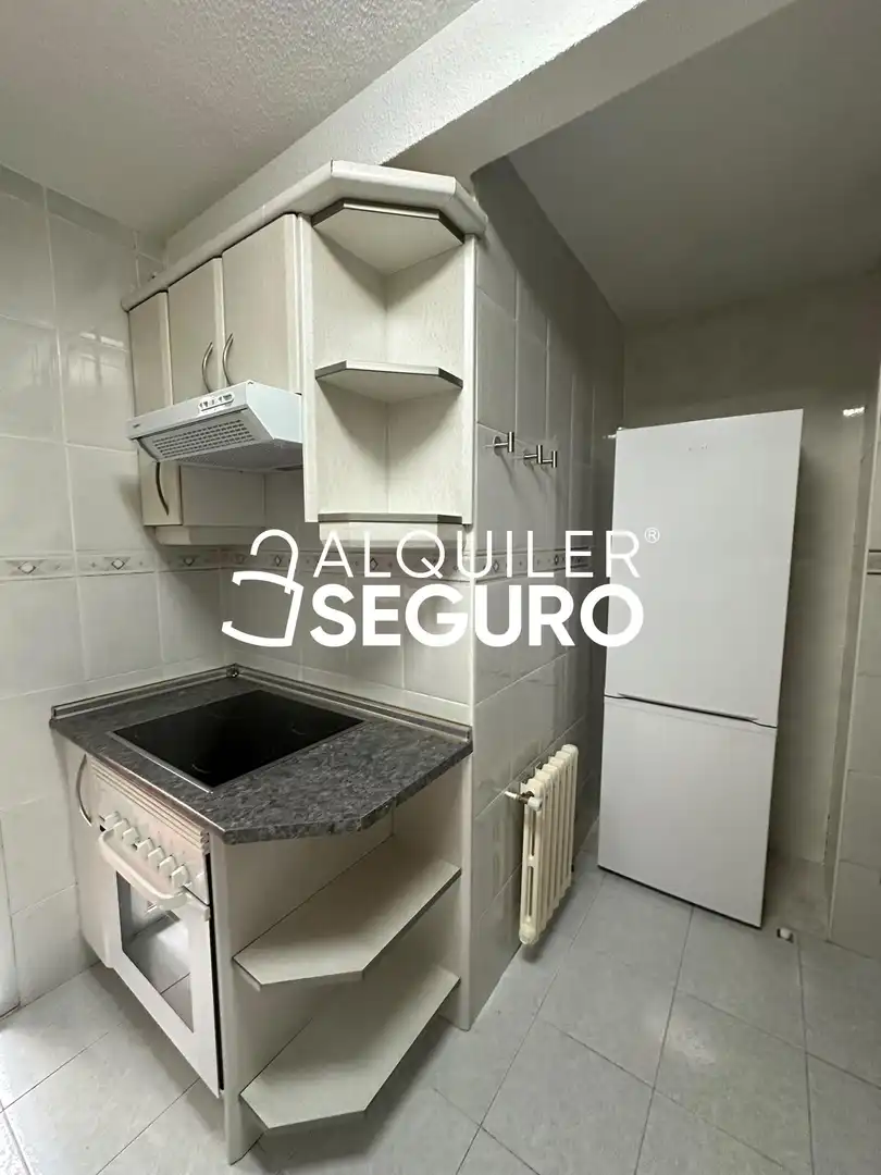 Cuina de Pis de lloguer en Alcorcón amb Calefacció i Terrassa