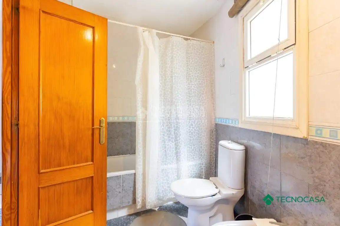 Bathroom of Detached homes for sale in Roquetas de Mar  with Air Conditioner and Terrace