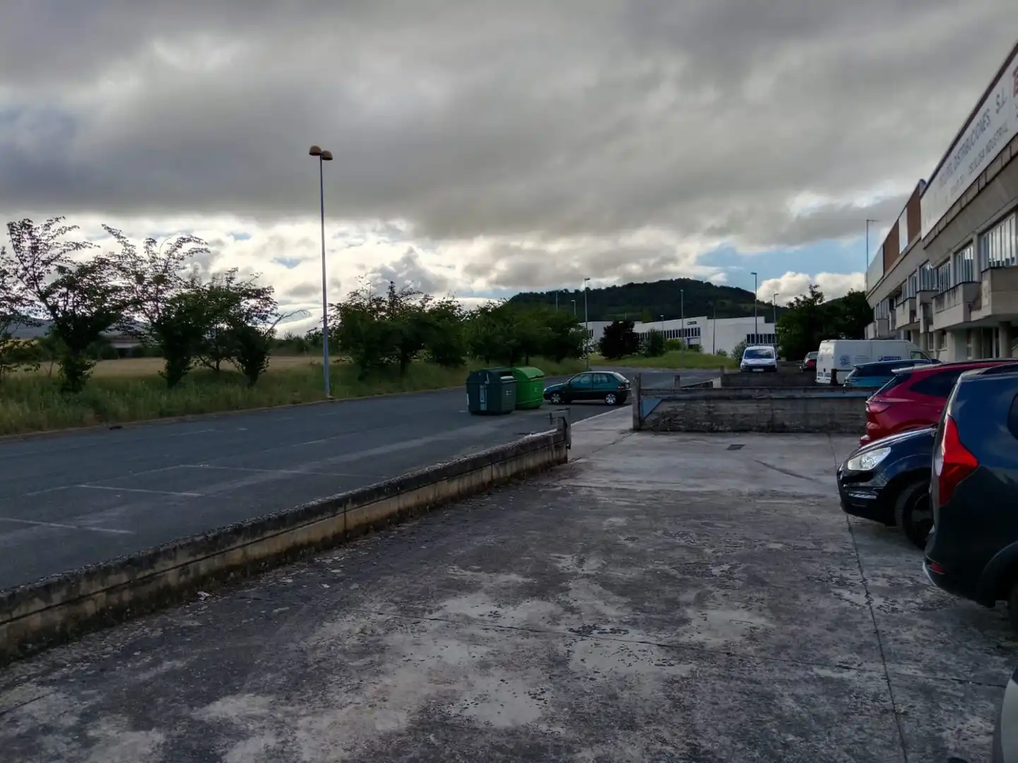 Aparcament de Nau industrial en venda en Valle de Egüés / Eguesibar