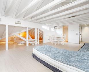 Bedroom of Attic for sale in  Madrid Capital  with Air Conditioner and Furnished