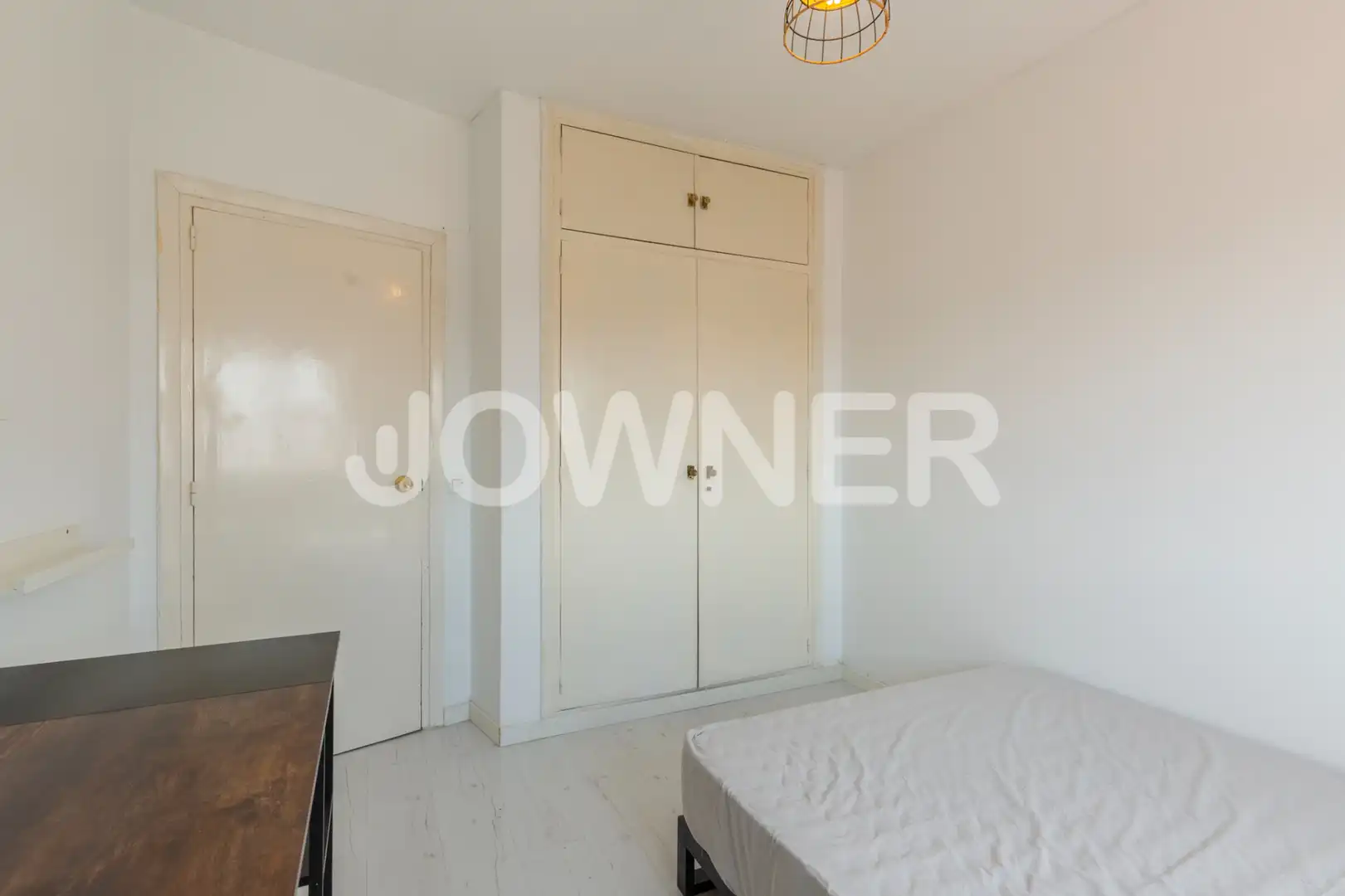 Habitación de Ático de alquiler en Pozuelo de Alarcón con Aire acondicionado, Terraza y Amueblado