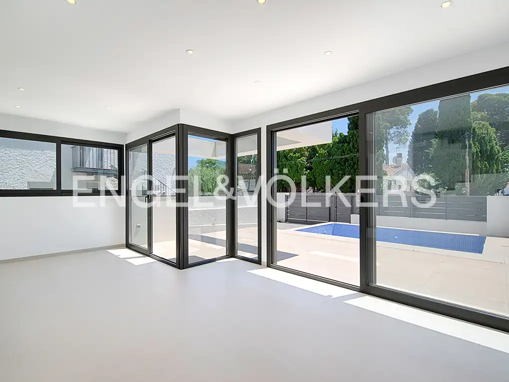 Casa pareada con terraza en venta en Carrer Requesens, imagen 11