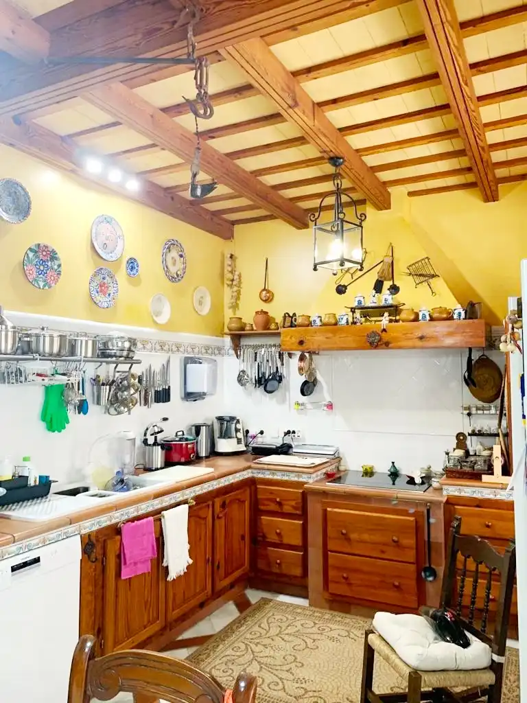 Cuina de Casa o xalet en venda en El Puerto de Santa María amb Aire condicionat i Jardí privat