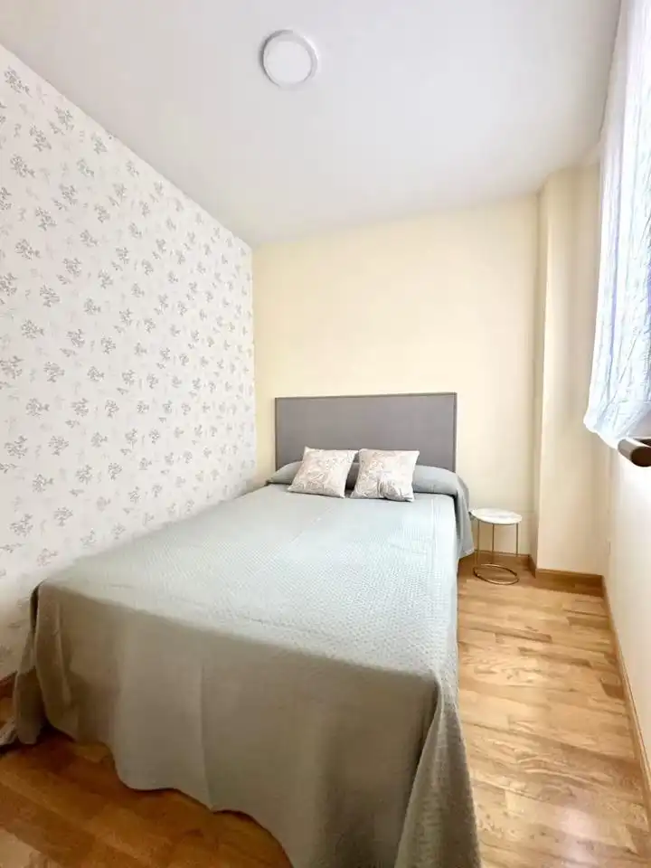 Bedroom of Flat for rent in Marbella  with Air Conditioner, Furnished and Internet