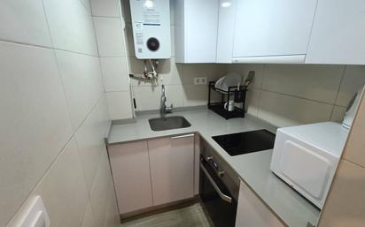 Kitchen of Flat for sale in Santa Coloma de Gramenet