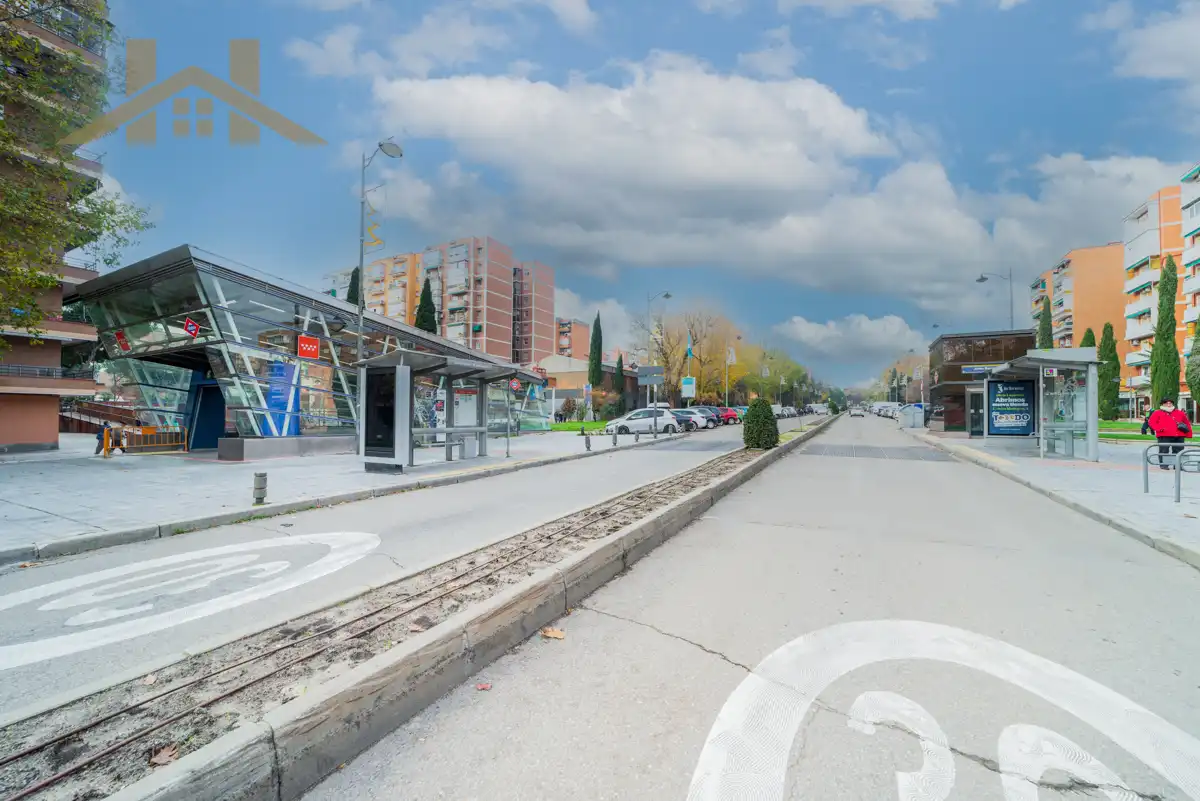 Außenansicht von Wohnung zum Verkauf in Leganés mit Heizung, Terrasse und Abstellraum