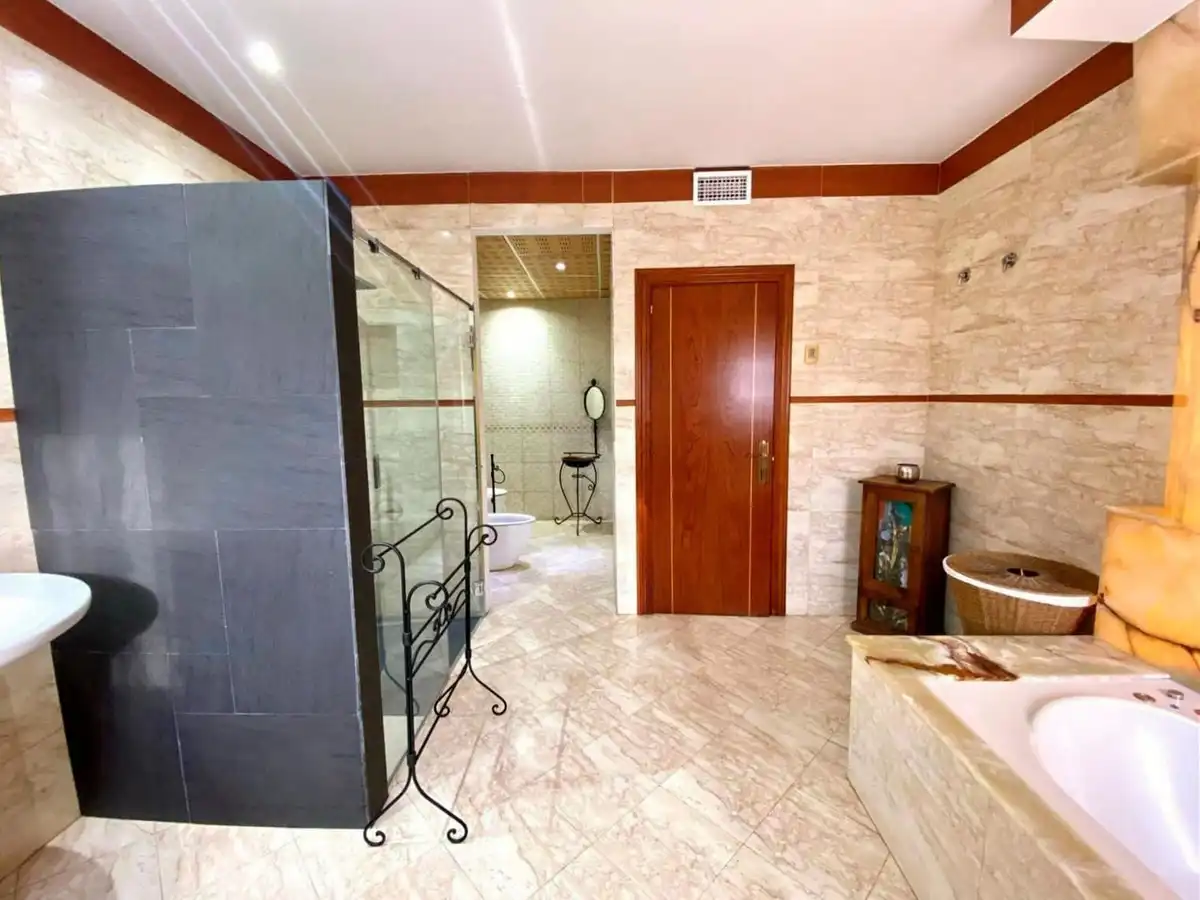 Chalet con piscina en venta en Avenida Manuel Mena Palma 50, imagen 38