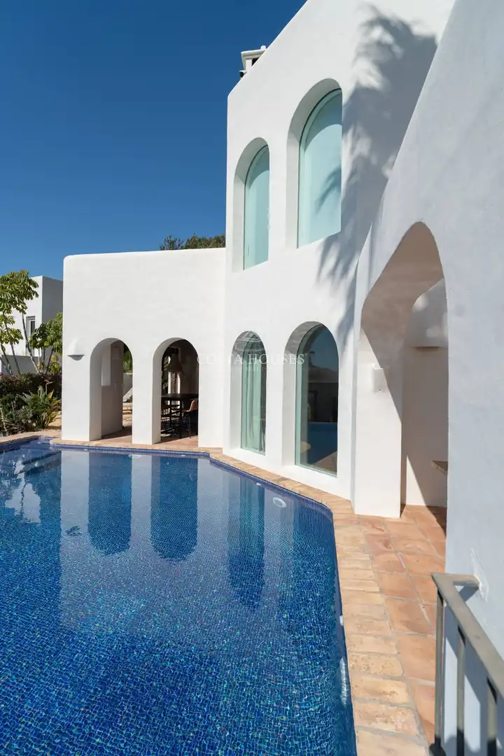 Vista exterior de Casa o xalet en venda en Moraira amb Aire condicionat, Calefacció i Jardí privat