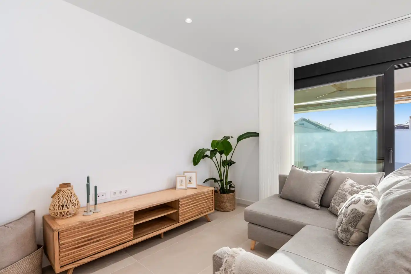 House with pool for sale in Zona Carrefour - Urbanizaciones, imagen 4