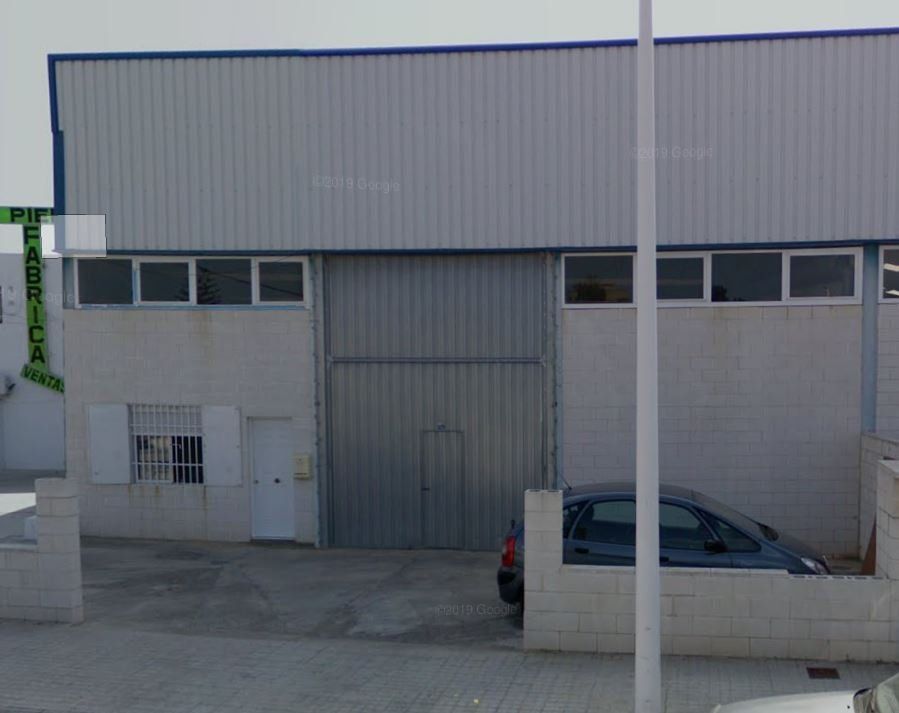 Industrial buildings to rent in Moncada