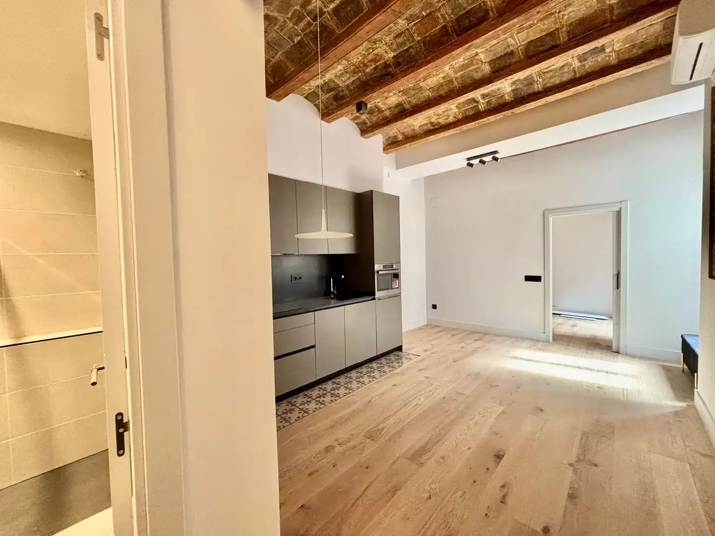 Cocina de Piso en venta en Barcelona con Aire acondicionado, Terraza y Alarma