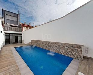 Swimming pool of Flat for sale in Sabadell  with Air Conditioner, Heating and Swimming Pool