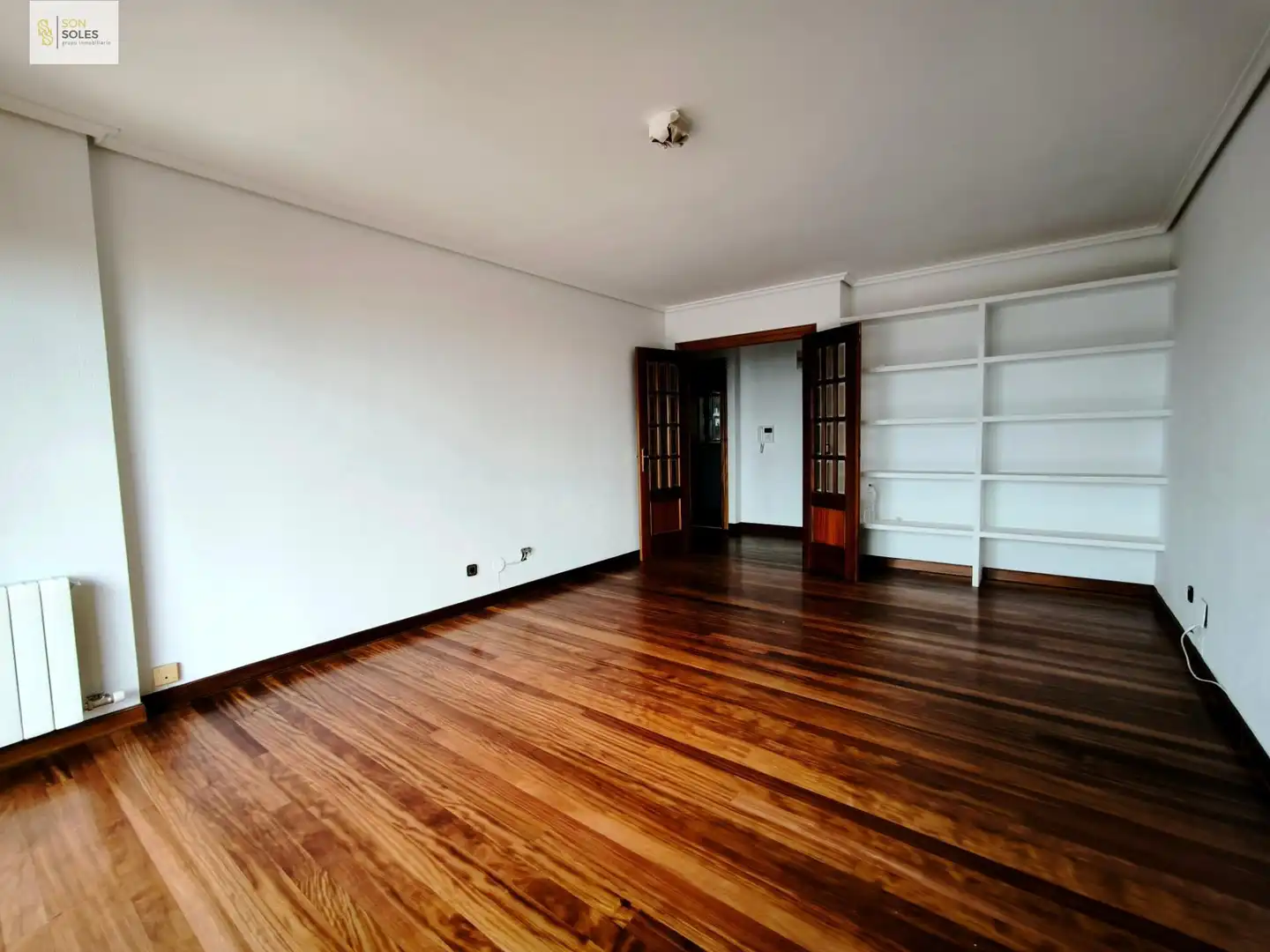 Living room of Flat for rent in Santander  with Heating, Parquet flooring and Terrace
