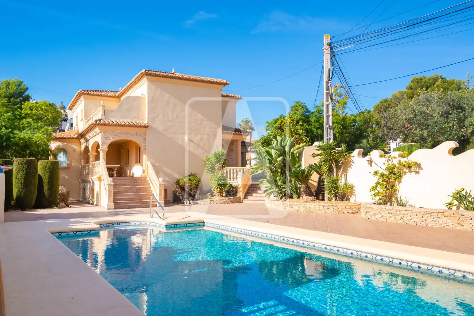 Xalet amb piscina en venda a La Fustera