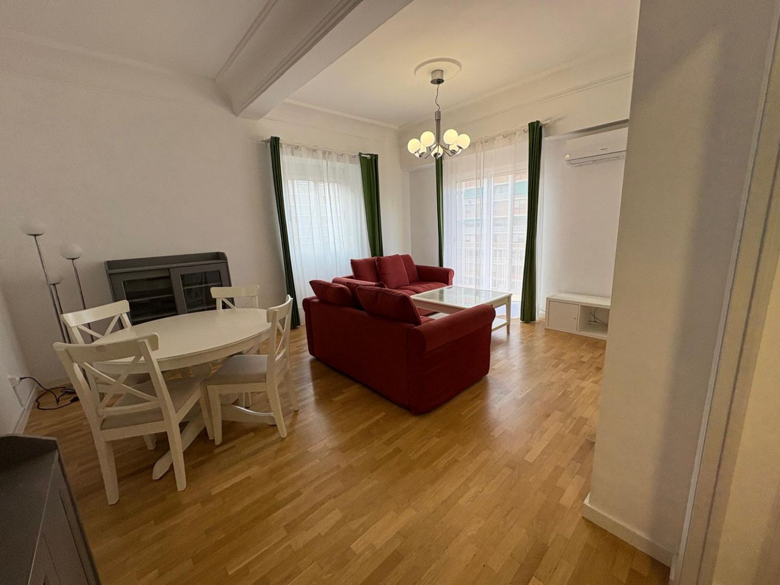 Flat to rent in Valencia - CALLE GABRIEL MIRO, La Petxina