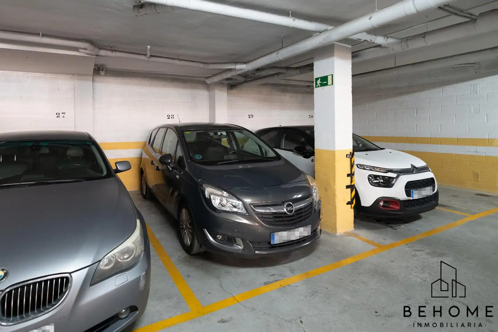 Parking de Piso en venta en Rincón de la Victoria con Trastero y Piscina comunitaria