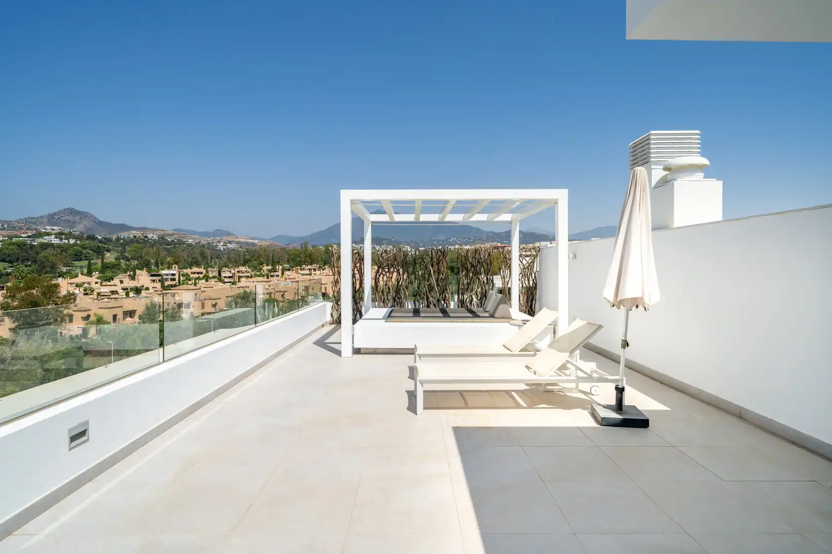 Àtic amb piscina en venda a Selwo, imagen 16