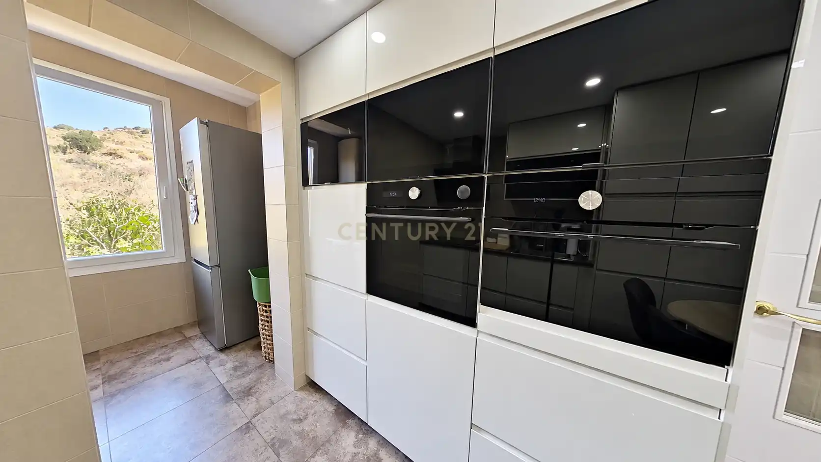 Flat with pool for sale in Calahonda, imagen 20