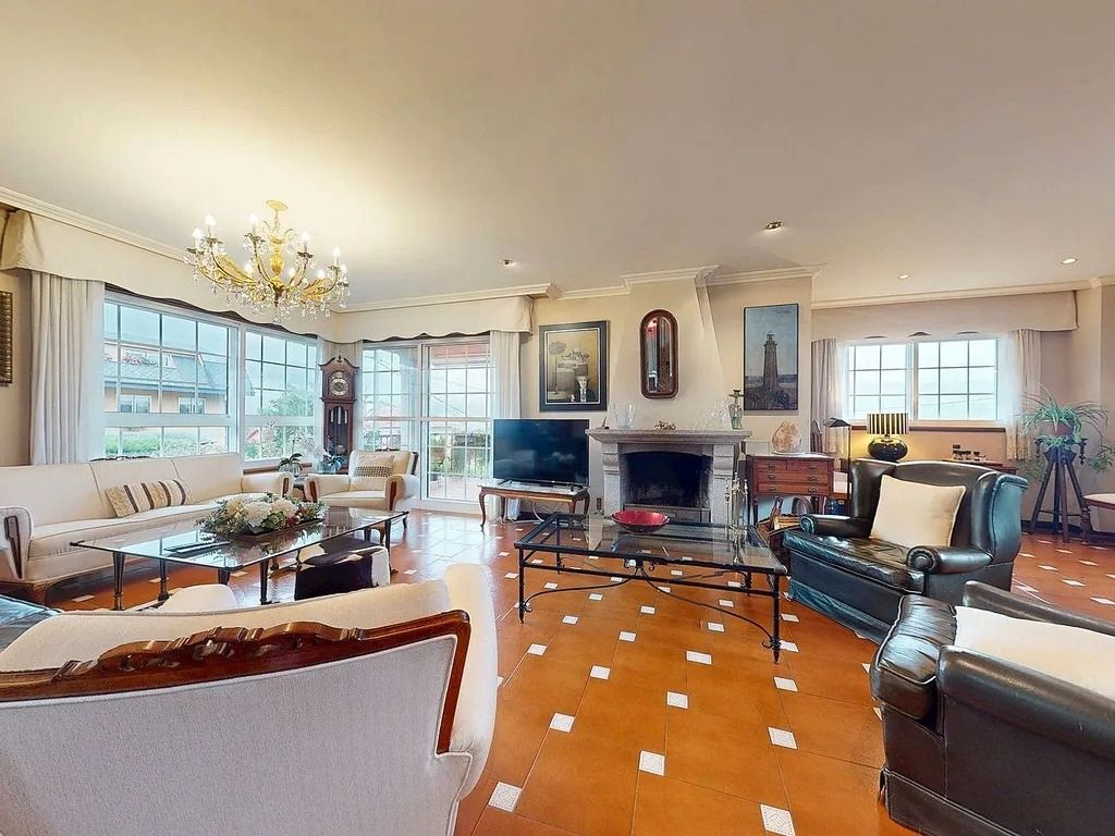 Living room of House or chalet for sale in O Porriño    with Heating, Private garden and Parquet flooring