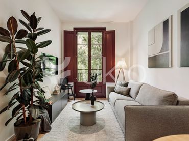 Apartment with lift to rent in Carrer de Floridablanca