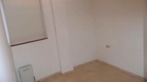Foto 3 de Piso de alquiler en Carrer de Vallhonrat, Barri del Centre, Terrassa