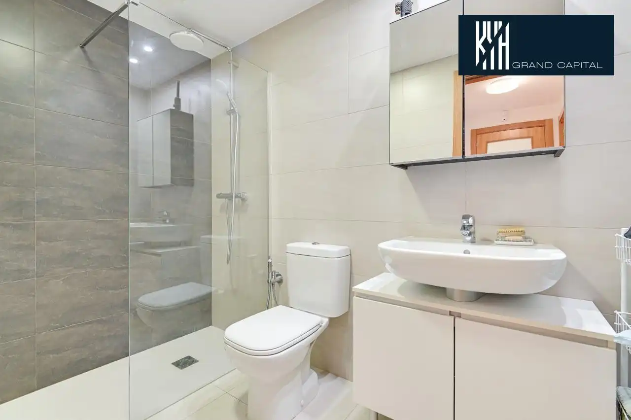 Piso con ascensor en venta en NARCIS MONTURIOL-STA EUGE, imagen 37