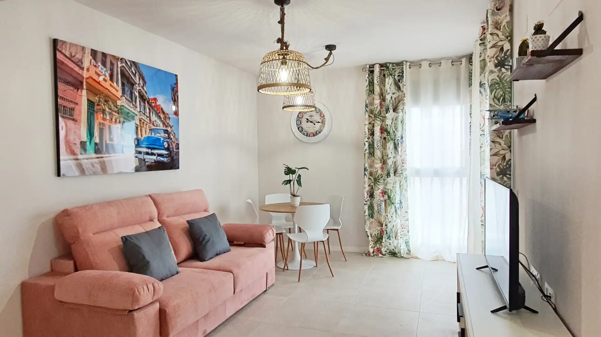 Sala de estar de Apartamento de alquiler en Oliva con Aire acondicionado, Calefacción y Terraza