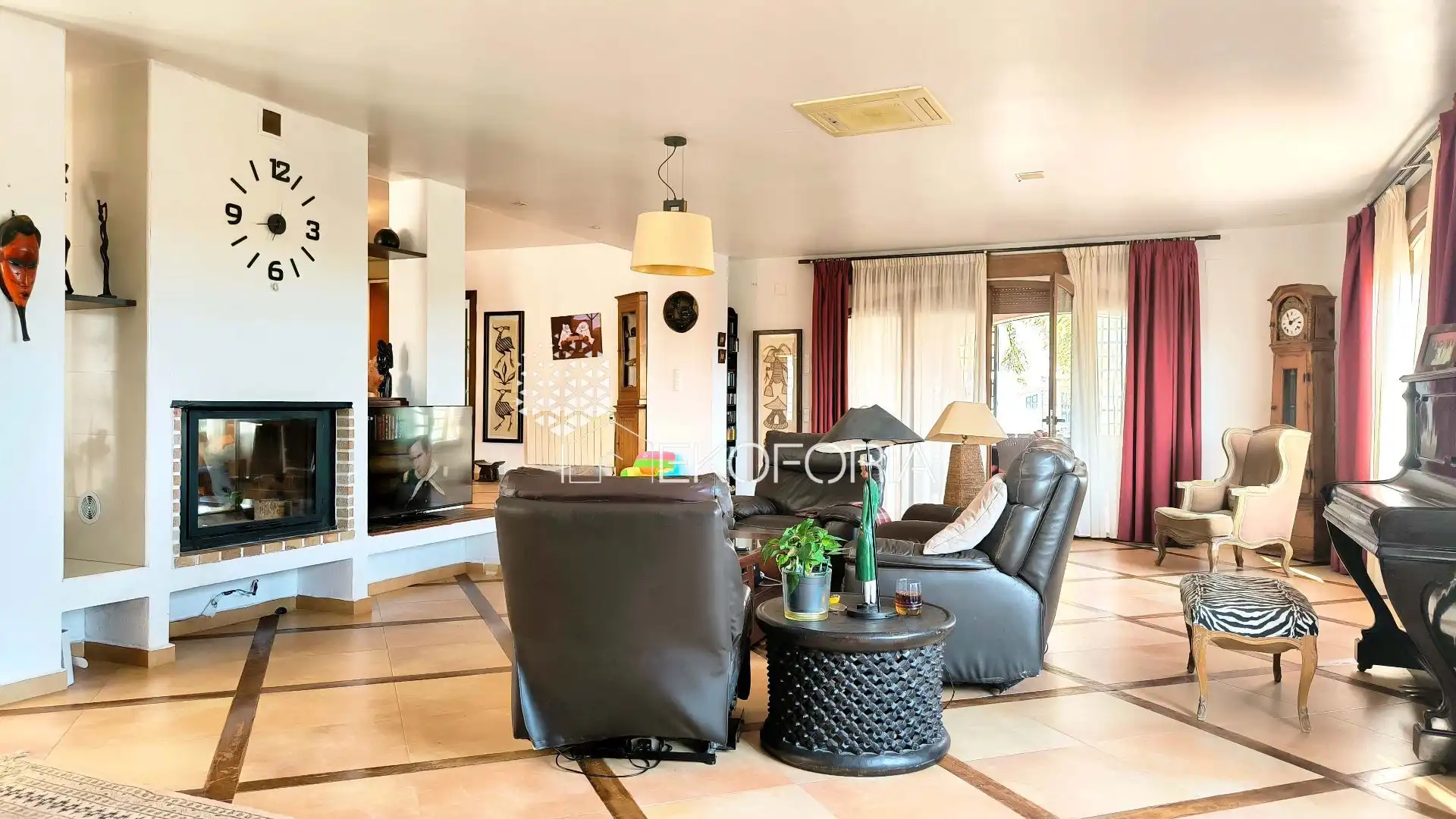 Sala de estar de Casa o chalet en venta en Bétera con Aire acondicionado, Calefacción y Piscina