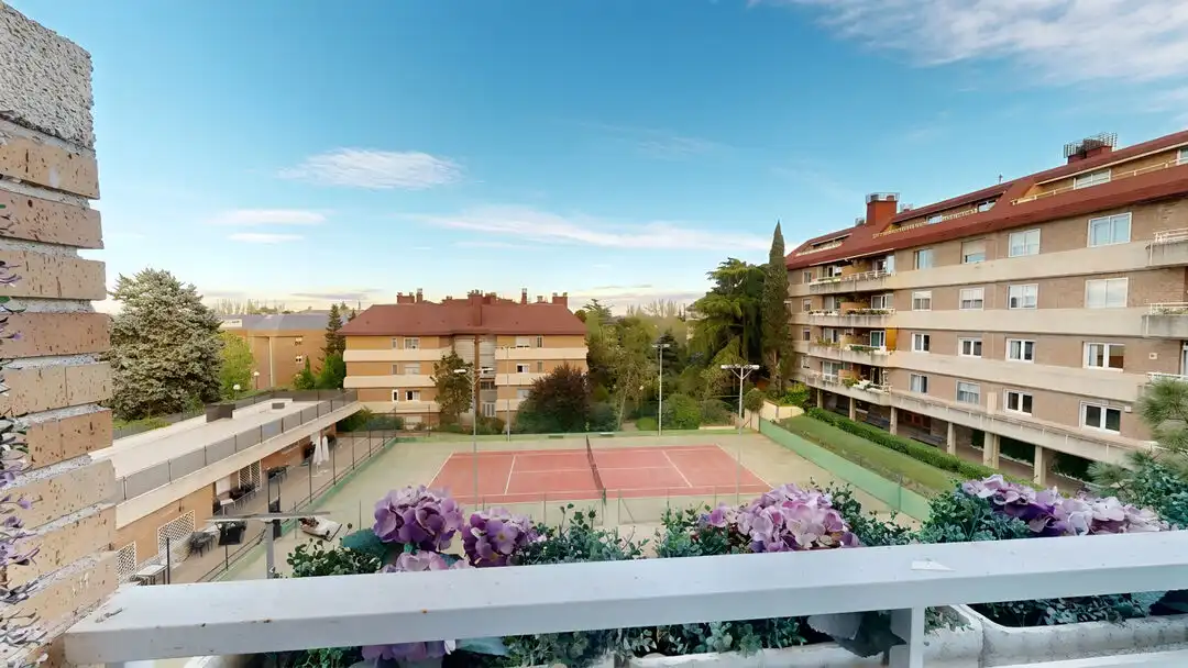 Terrasse von Wohnung zur Miete in Majadahonda mit Klimaanlage, Heizung und Privatgarten