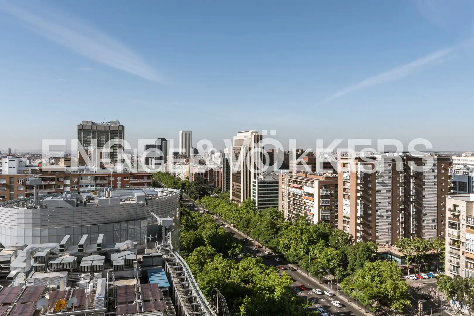 Vista exterior de Piso de alquiler en Madrid con Aire acondicionado, Calefacción y Terraza