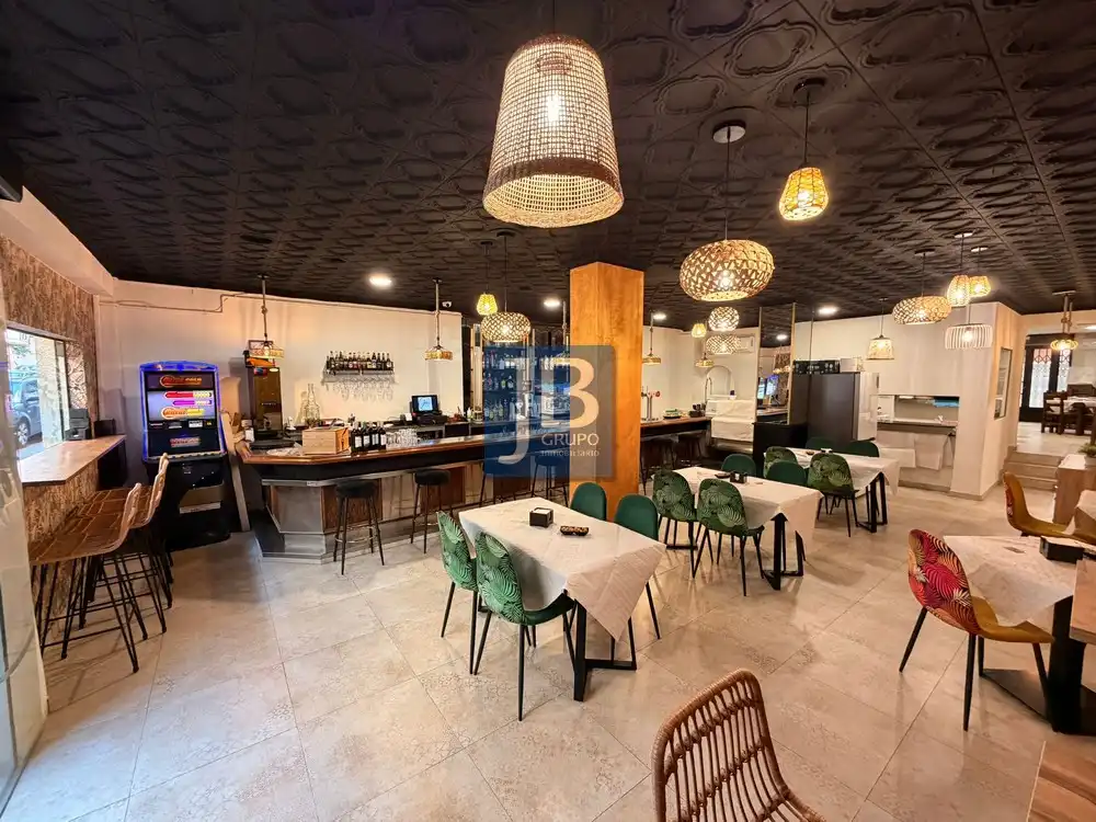 Business premises for transfer in Carrer Pintor Perales, imagen 4