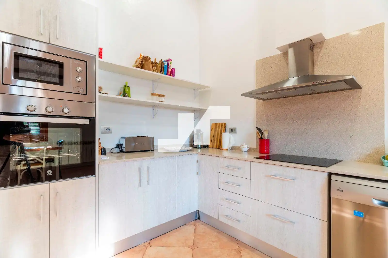 Cuina de Casa o xalet en venda en Benicasim / Benicàssim amb Aire condicionat, Calefacció i Jardí privat