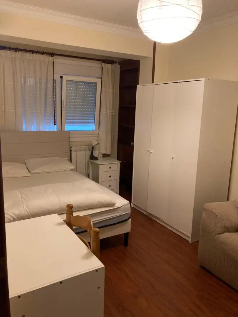 Bedroom of Flat for rent in Ferrol  with Heating, Parquet flooring and Furnished